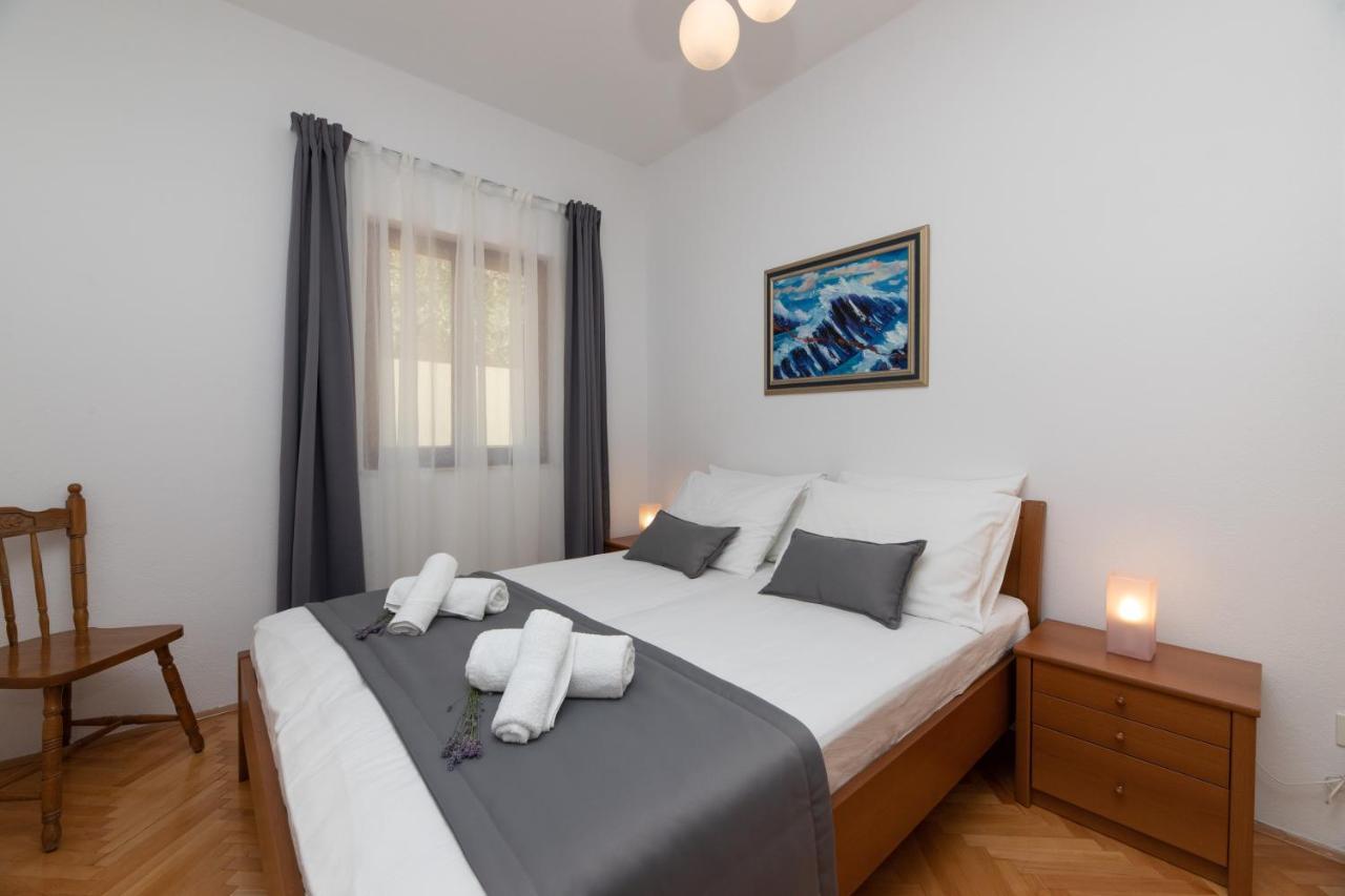 Apartments4You Supetar-The Best And Most Popular Apartments For Discovering The Island - Free Parking - 200 Meters From The Beach מראה חיצוני תמונה