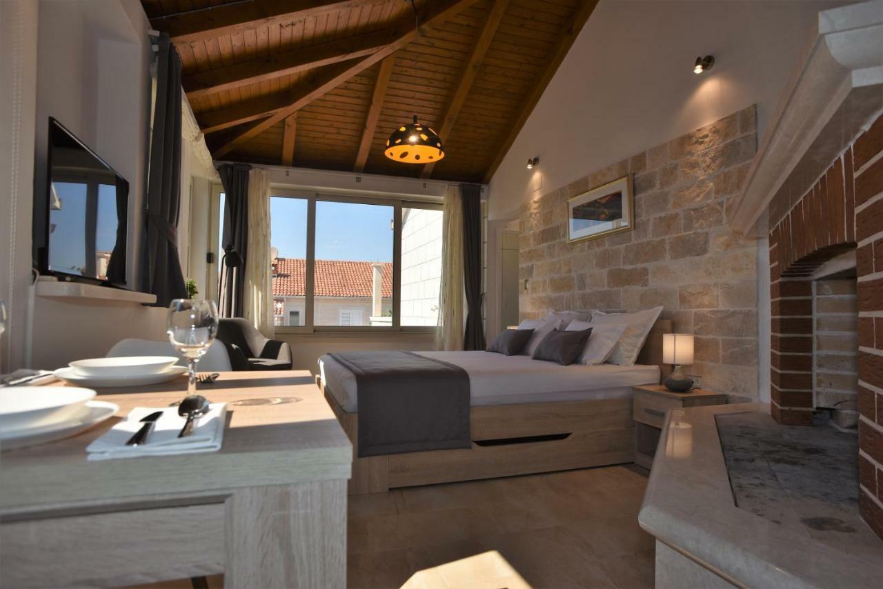 Apartments4You Supetar-The Best And Most Popular Apartments For Discovering The Island - Free Parking - 200 Meters From The Beach מראה חיצוני תמונה